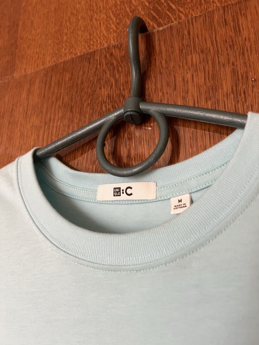 Стильная футболка Uniqlo,размер М