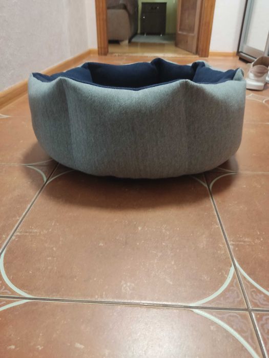 Котяче ліжко велике