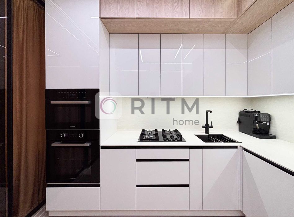 Продаж 2-кімнатної квартири з дизайнерським ремонтом у ЖК Continent Style