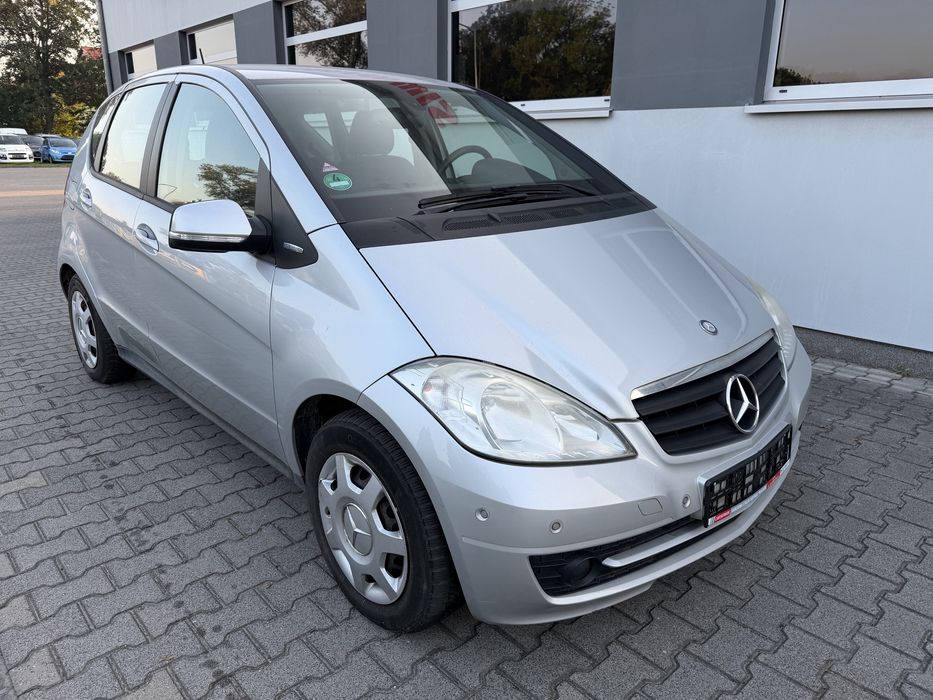Mercedes-Benz Seria 200