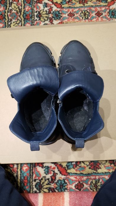 Ботинки женские 39