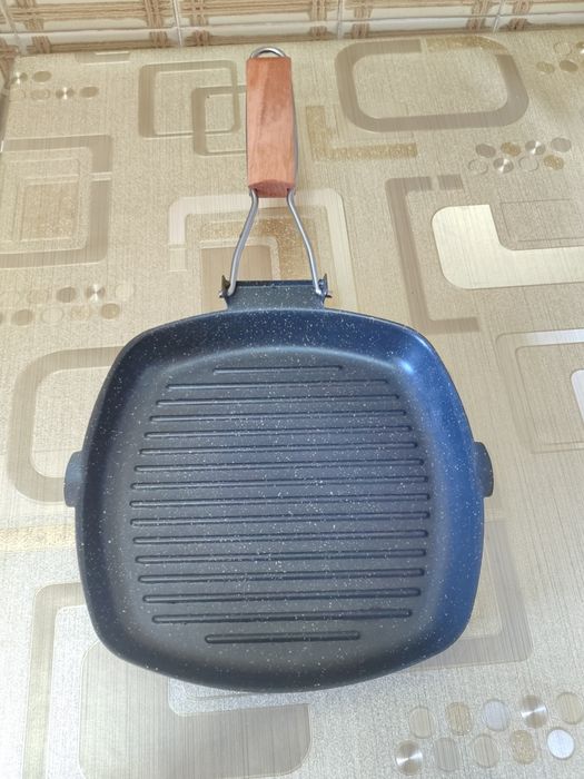 Frigideira grill 24 cm