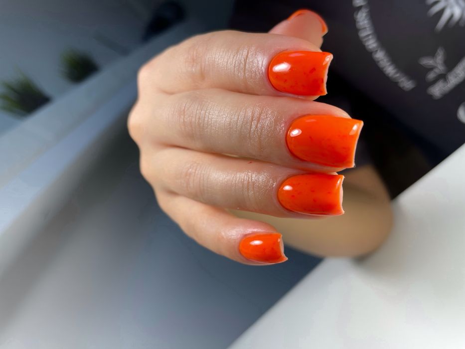 Маникюр, педикюр  Жуля Верна