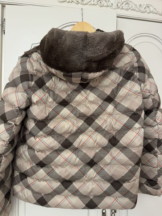 Хутрові вироюи. Куртка з хутром