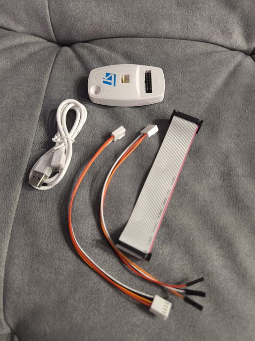 Программатор-отладчик ST-Link V2 / для STM8, STM32