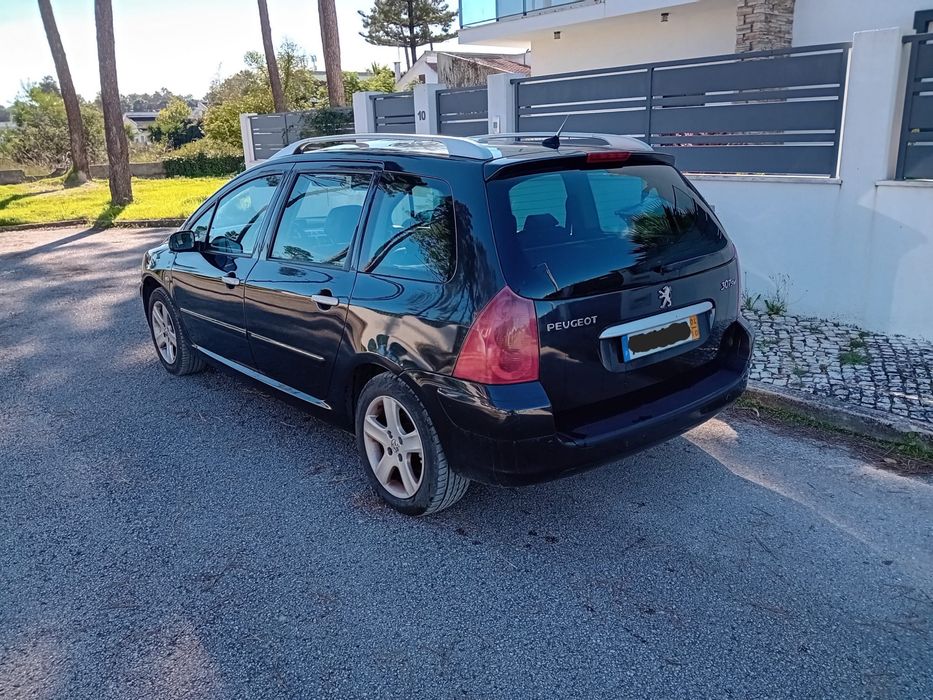 Peugeot 307 SW 1.6 HDi (7 Lugares) – 2004 | Estofos em Pele & Teto Panorâmico