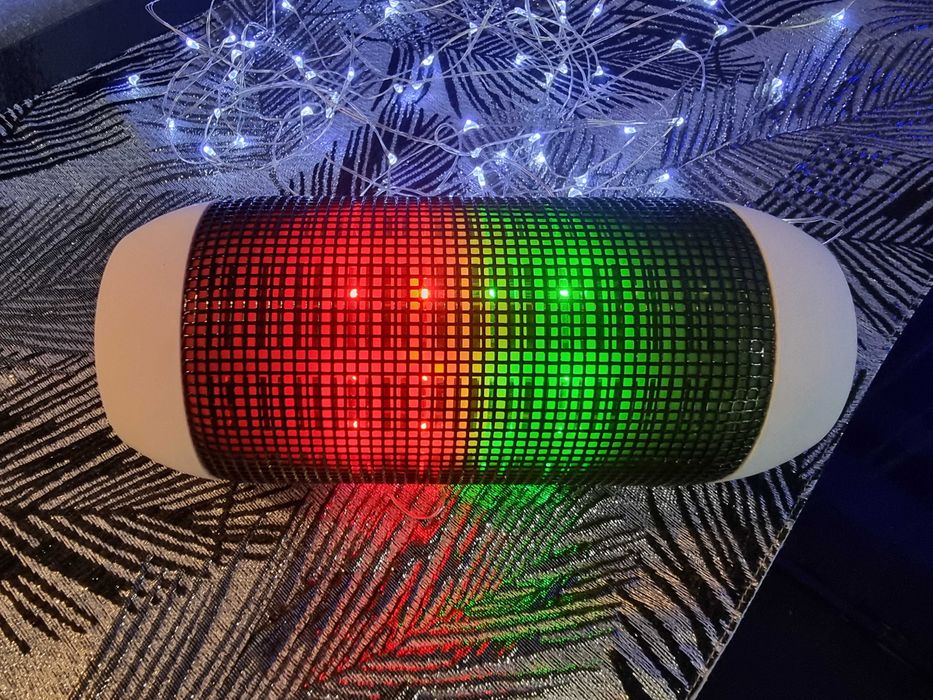 Głośnik bluetooth BEZPRZEWODOWY radio LED TF