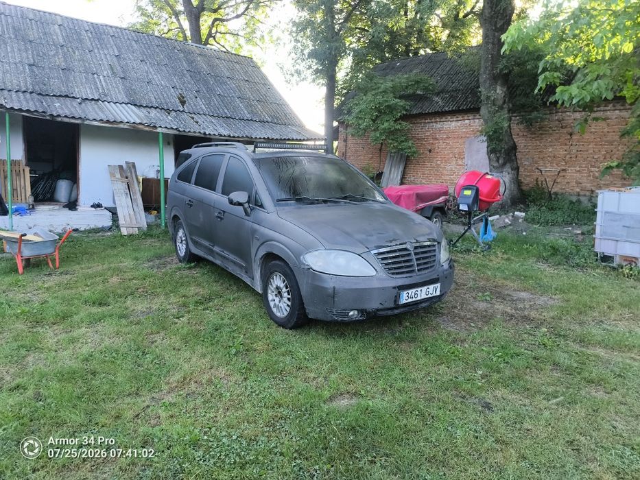 Санйонг SsangYong Rodius 2.7