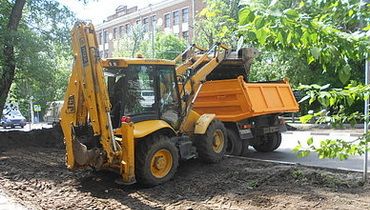 Вивіз будівельного бою, сміття , послуги самоскида . Ескаватор