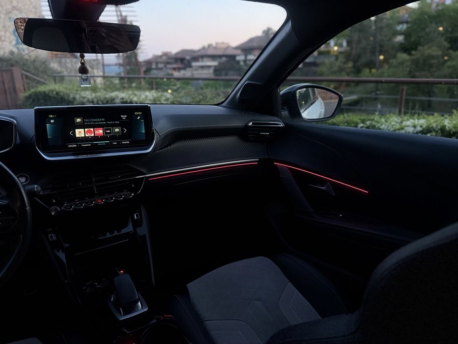 Peugeot e208 GT Full extras