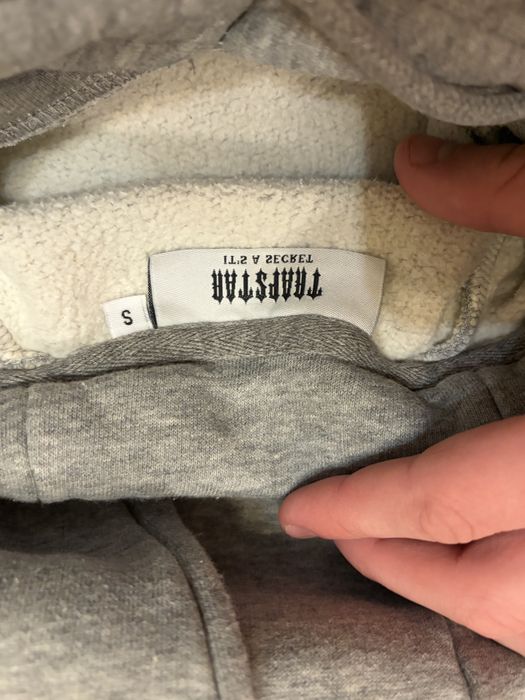 Trapstar men's grey hoodie
