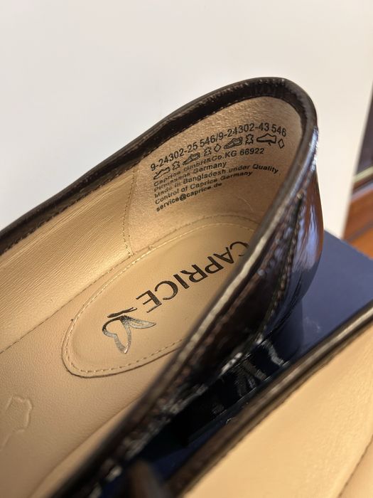 Продам жіночі шкіряні  туфлі
