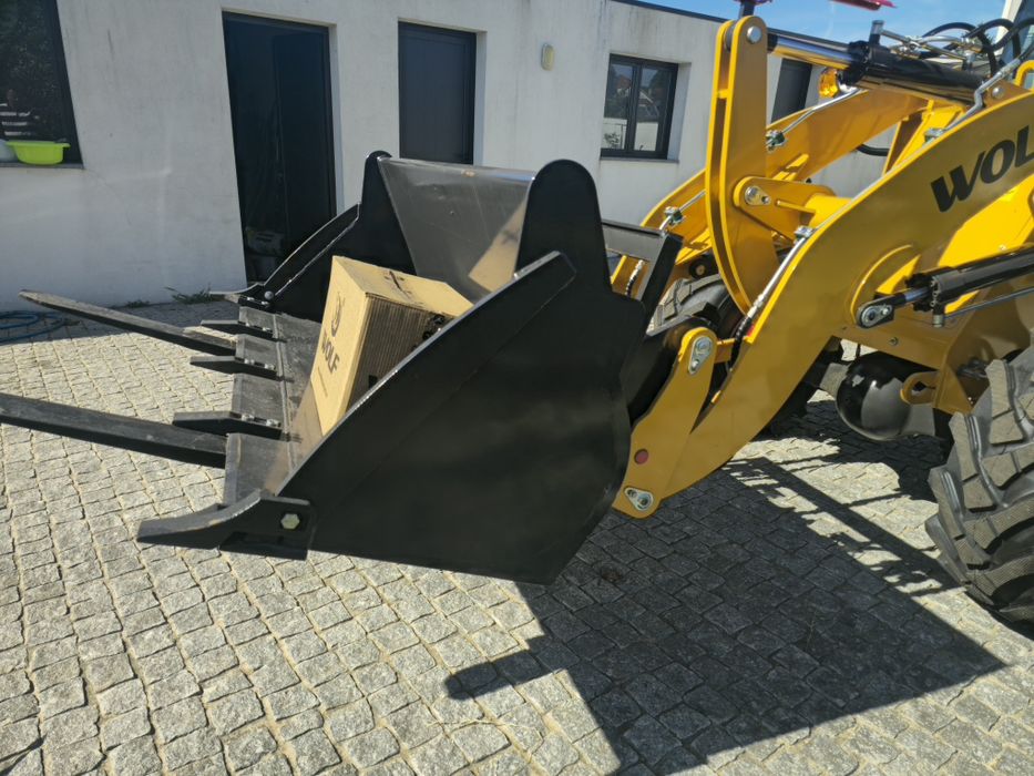 Pa Carregadora Wolf WL160