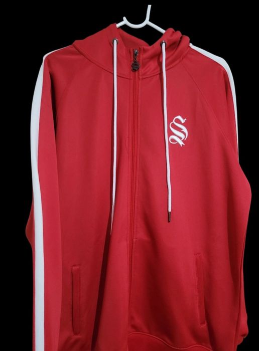 Casaco com capuz (Sinners Attire) vermelho