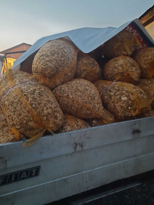 Zrąbki liściaste 70 litrów zrębka zrębki na rakatki do ogrodu pod rośliny nie kora