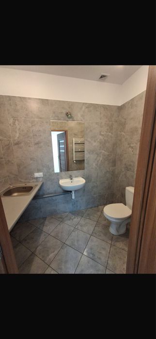 Lokal usługowy do wynajecia . Klodzko Ul . Rodzinna - 85 m2