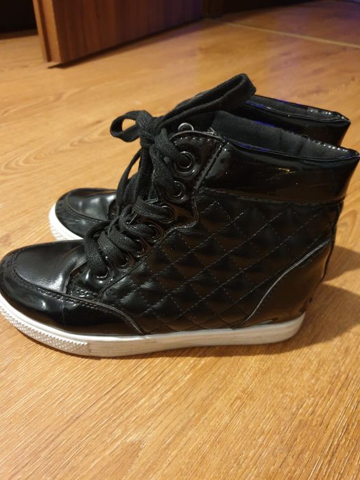 Botki jesienne pikowane, czarne ,Rozmiar 37