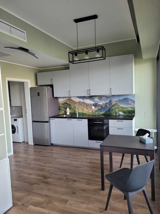 Wynajmę duże jednopokojowe mieszkanie 34 m2 w apartamentowcu Hanza Tower w Szczecinie