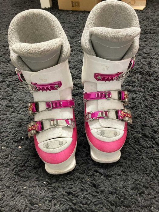 Narty Fischer 90 i buty 20,5 Rossignol dla dziewczynki