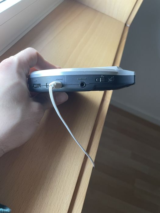 Leitor de cd portátil