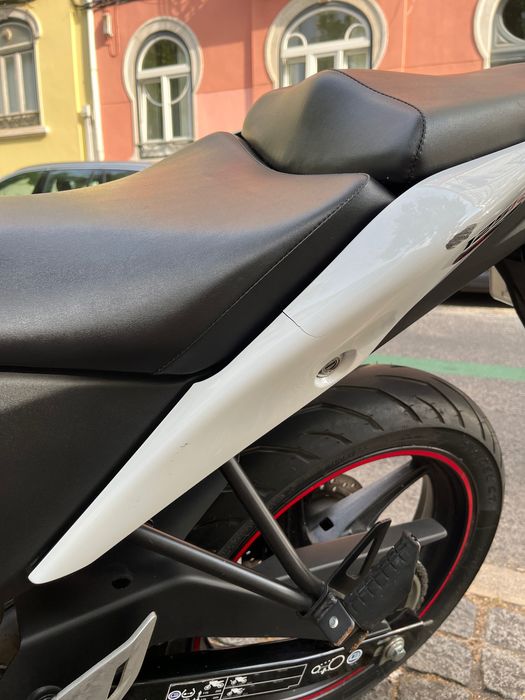 Honda CBR 125R (2014)