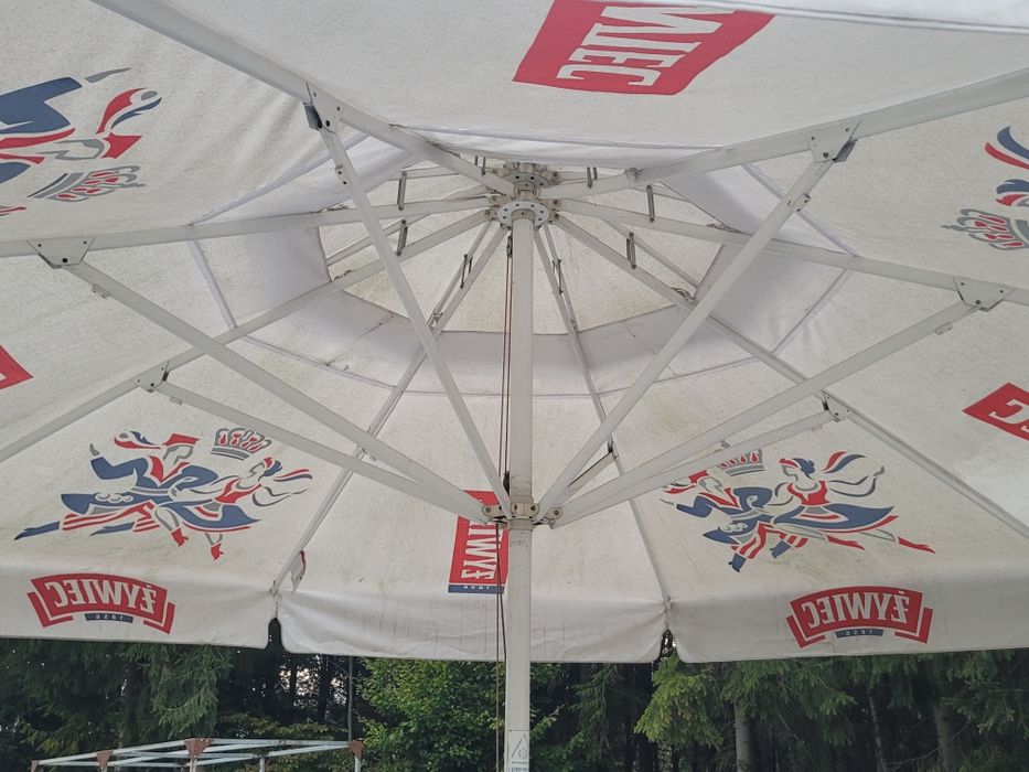 Parasol ogrodek piwny bar restauracja 5.5