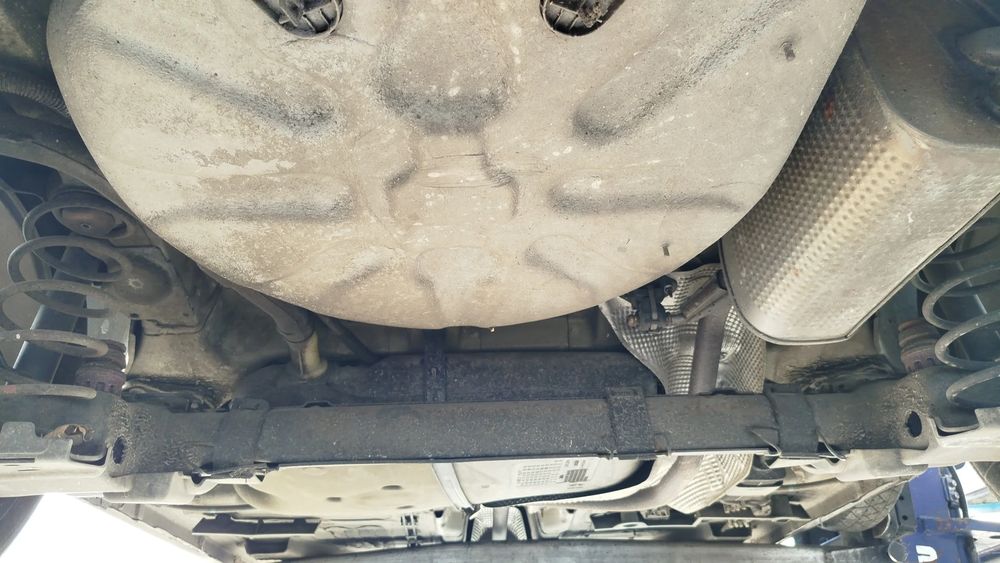 Eixo traseiro tambor PEUGEOT 208