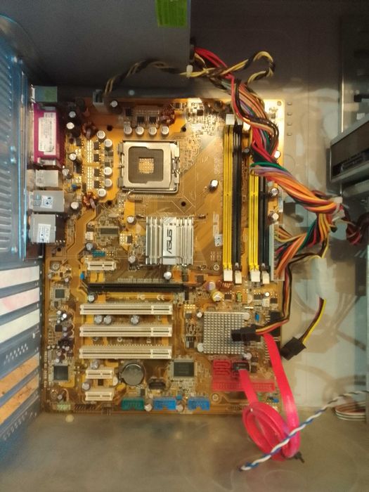 Материнська плата Asus P5B плюс процессор Intel Core 2 Duo E6420