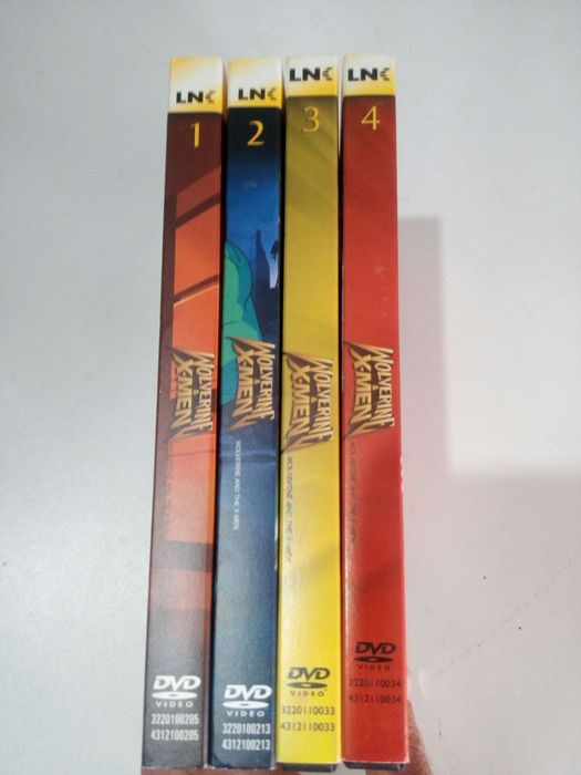 4 DVD "Wolverine & X-Men" da Marvel, 100€.