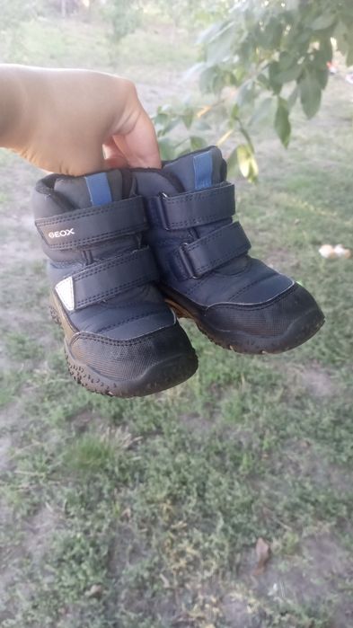 Осінні черевики на хлопчика