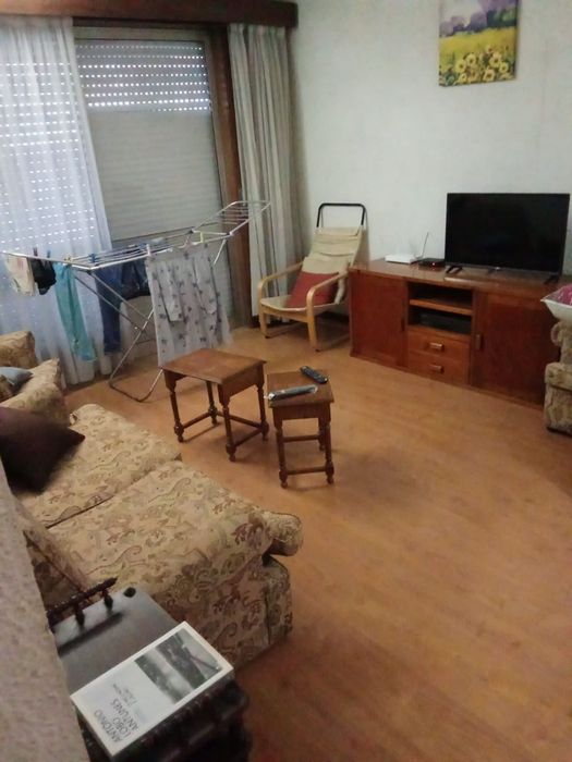 Quarto para arrendar