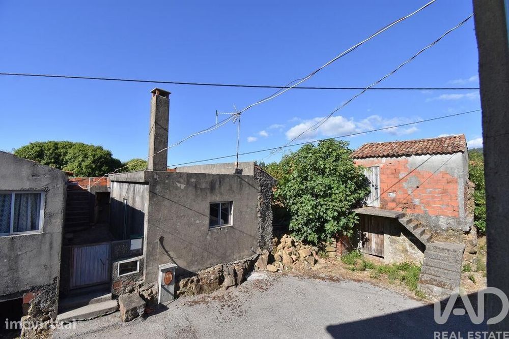 Casa de aldeia T4 em São Miguel, Santa Eufémia e Rabaçal de 140,00 m2