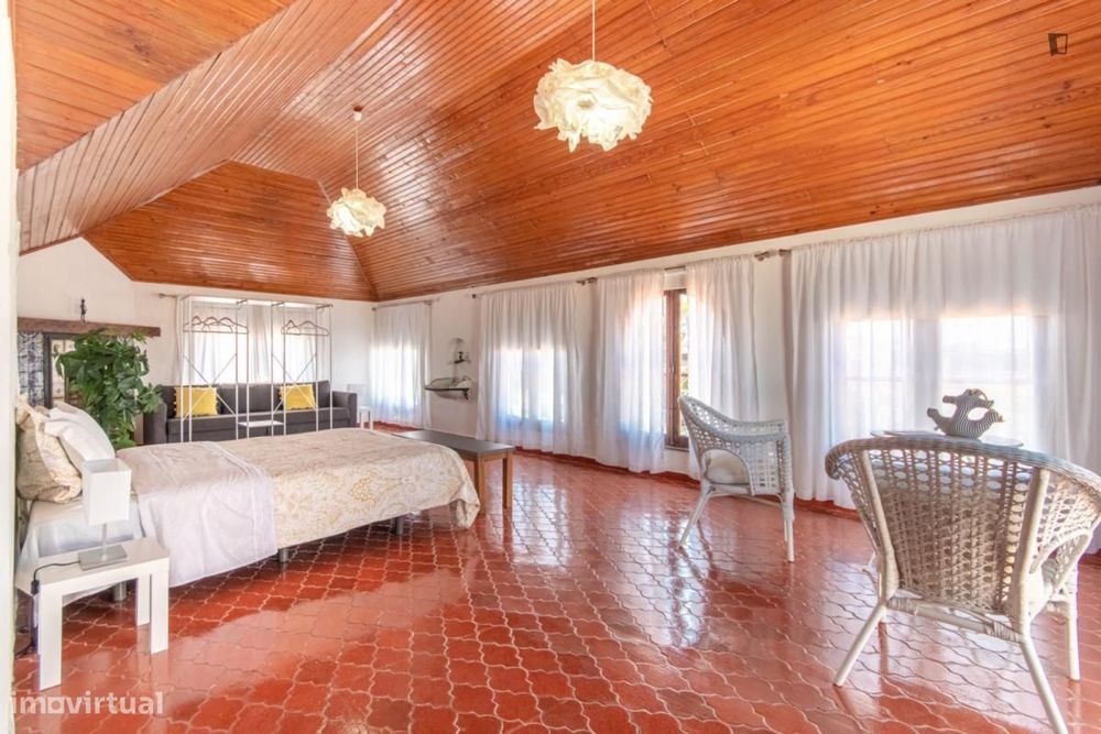 Quarto - localizado em Portimao