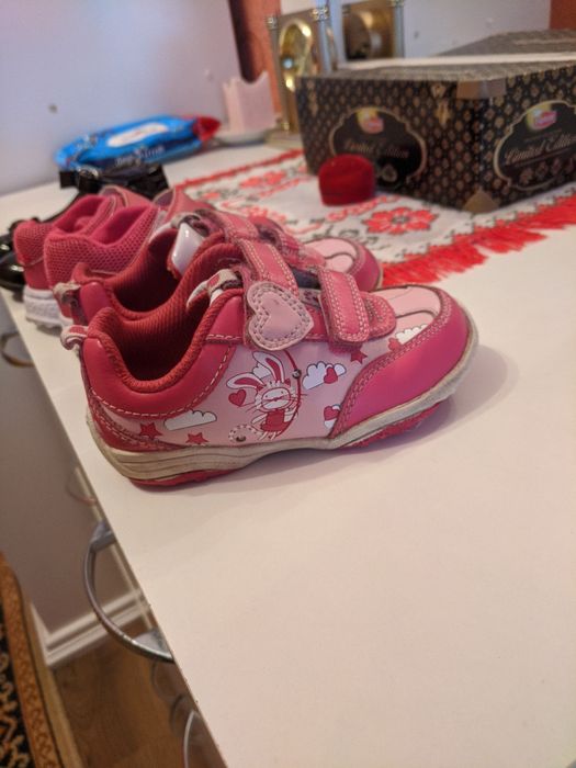 Взуття для дівчинки р 22