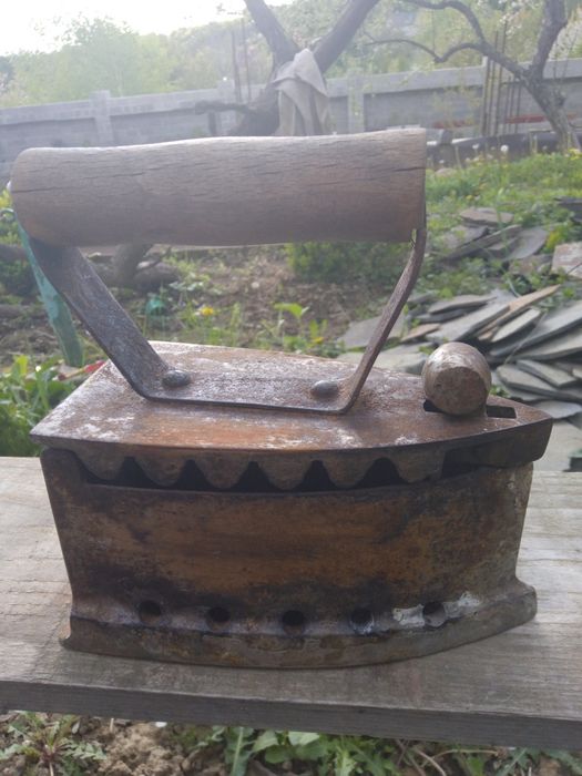 Утюг на углях