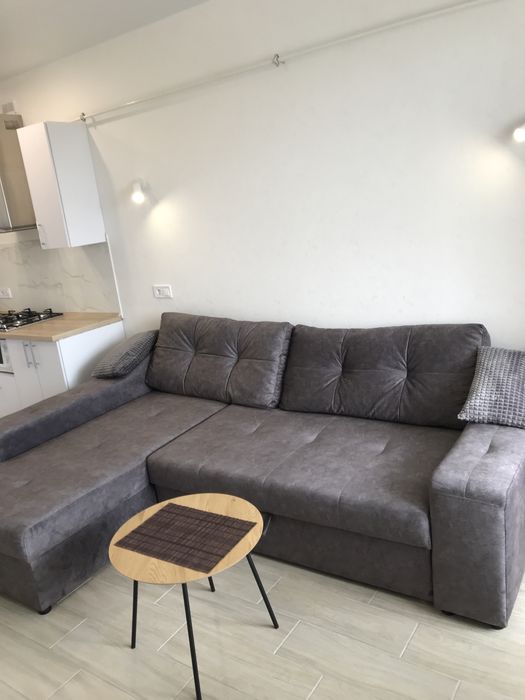 квартира подобово Світло не вимикають, центр автономне опалення