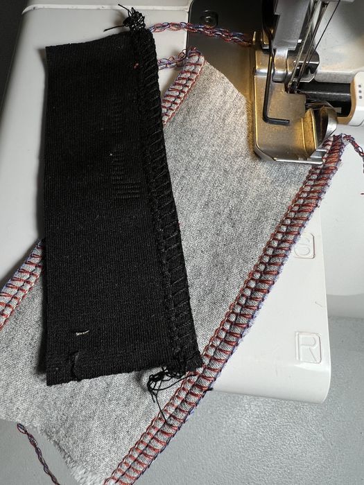 Оверлок Janome 210D