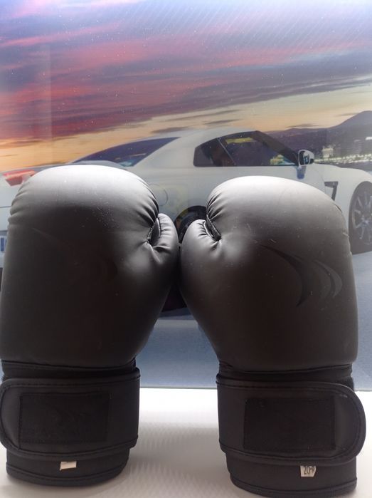 Sprzedam rękawice bokserskie