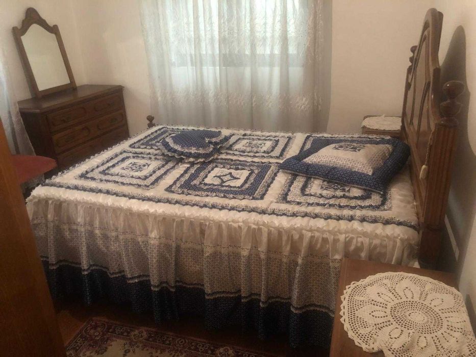 Quarto solteiro madeira macica