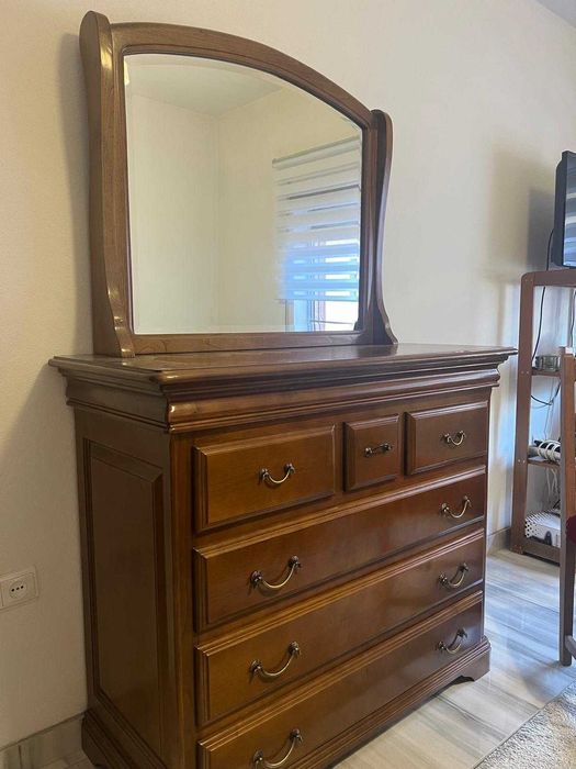 Quarto de casal Luís  Filipe sem roupeiro