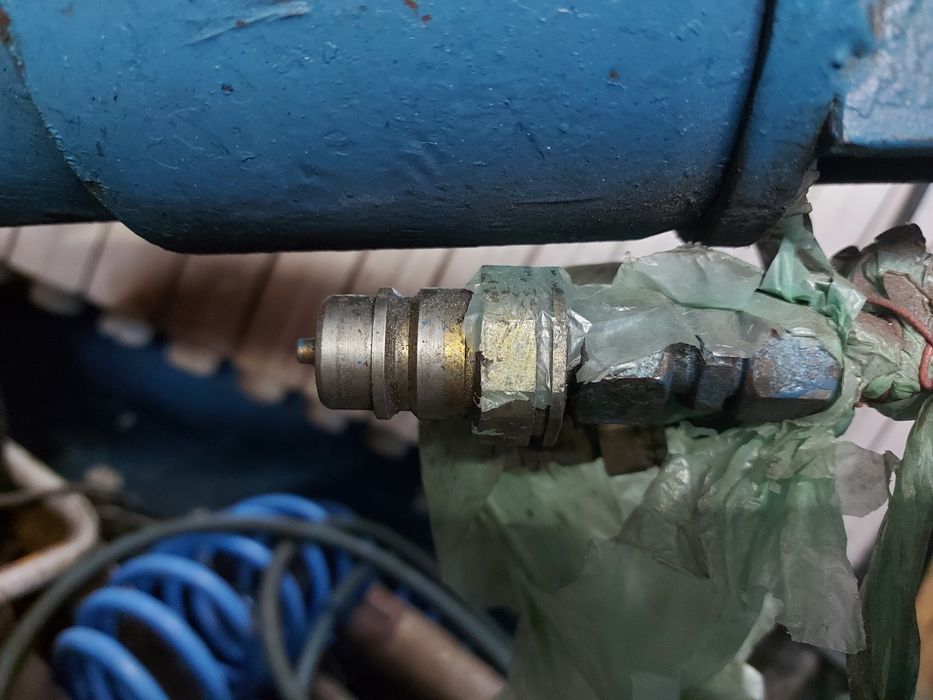 Docer koń 50t do naprawy karoserii samochodowej