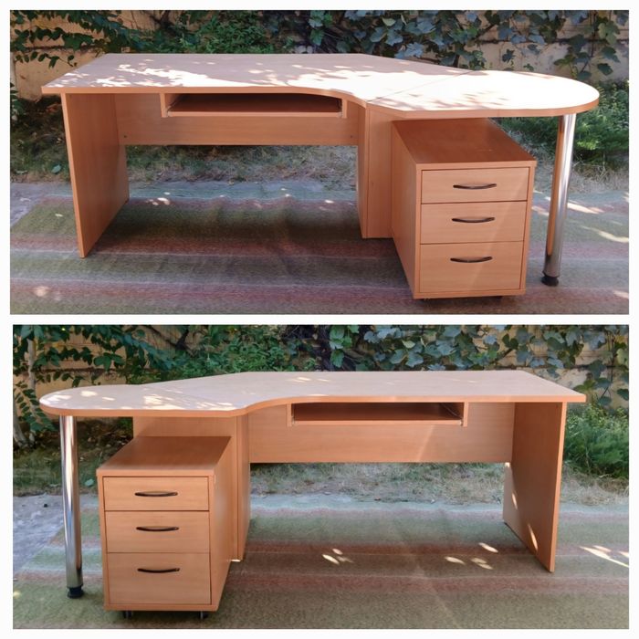 Стол офисный светлый