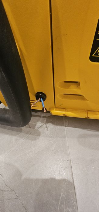 Radio budowlane DeWALT czytaj opis!