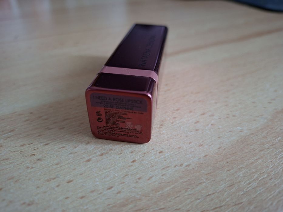 Natasha Denona I need a Rose szminka