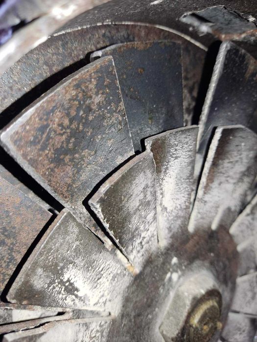 Зернодробілка  господарська