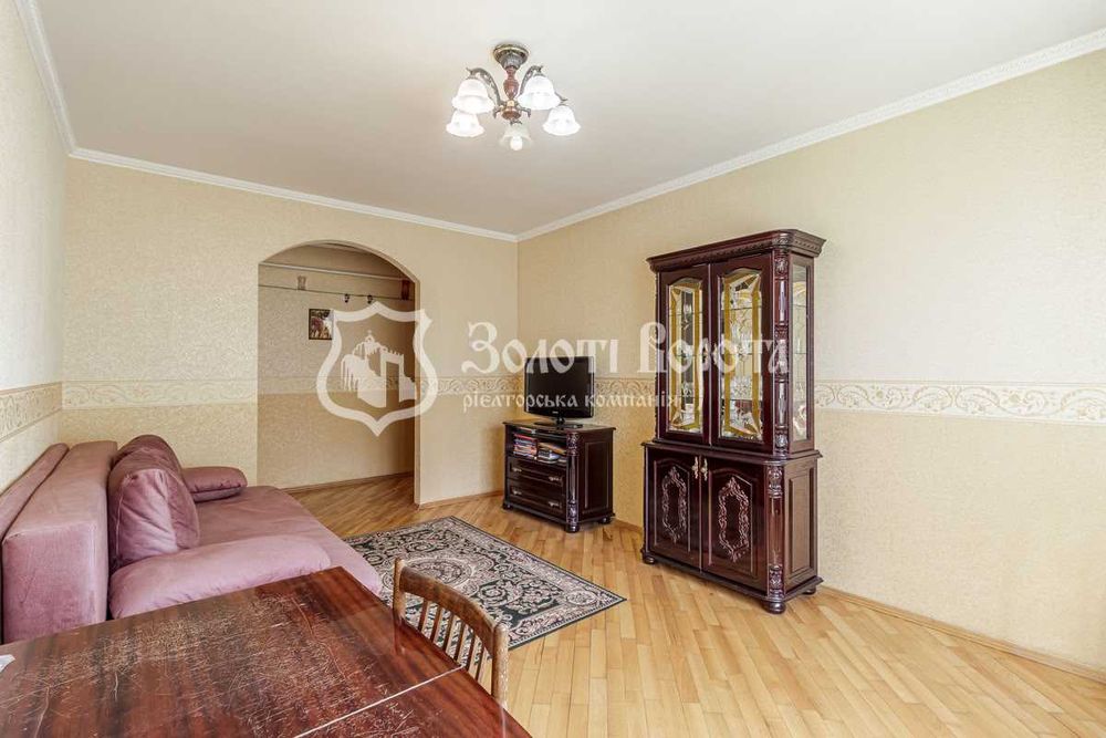 Квартира 3к. Гарний стан. Срібнокільська 22а, Осокорки, Дарницький р-н