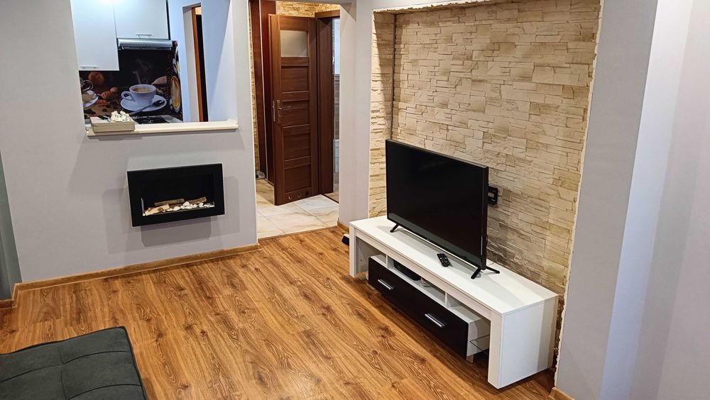 35 m² po odświeżeniu | 10. piętro | Przy dworcach | Bezpośrednio od właściciela | Bytom