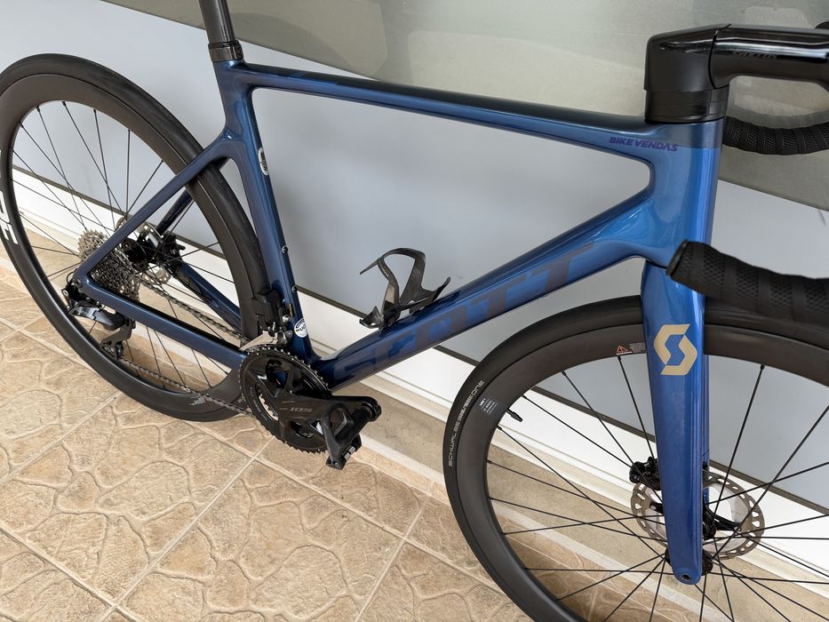 Bicicleta de estrada Scott Addict RC - Di2 - Rodas carbono