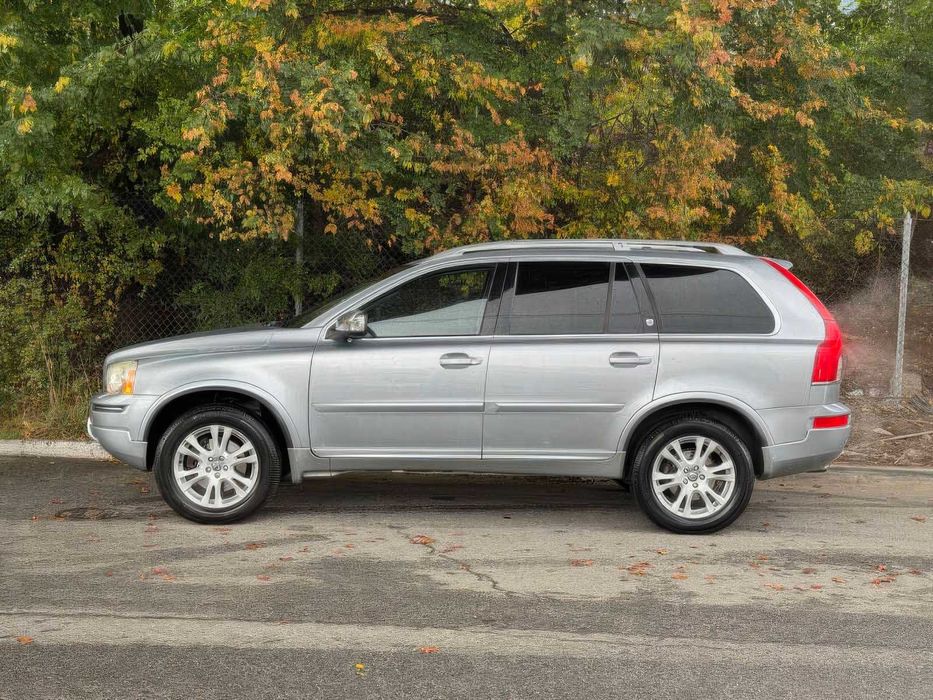 Volvo XC90      2014