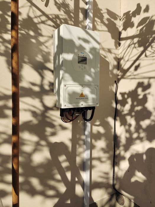 Автономне живлення Інвертор гібридний автоматичне резервне освітлення